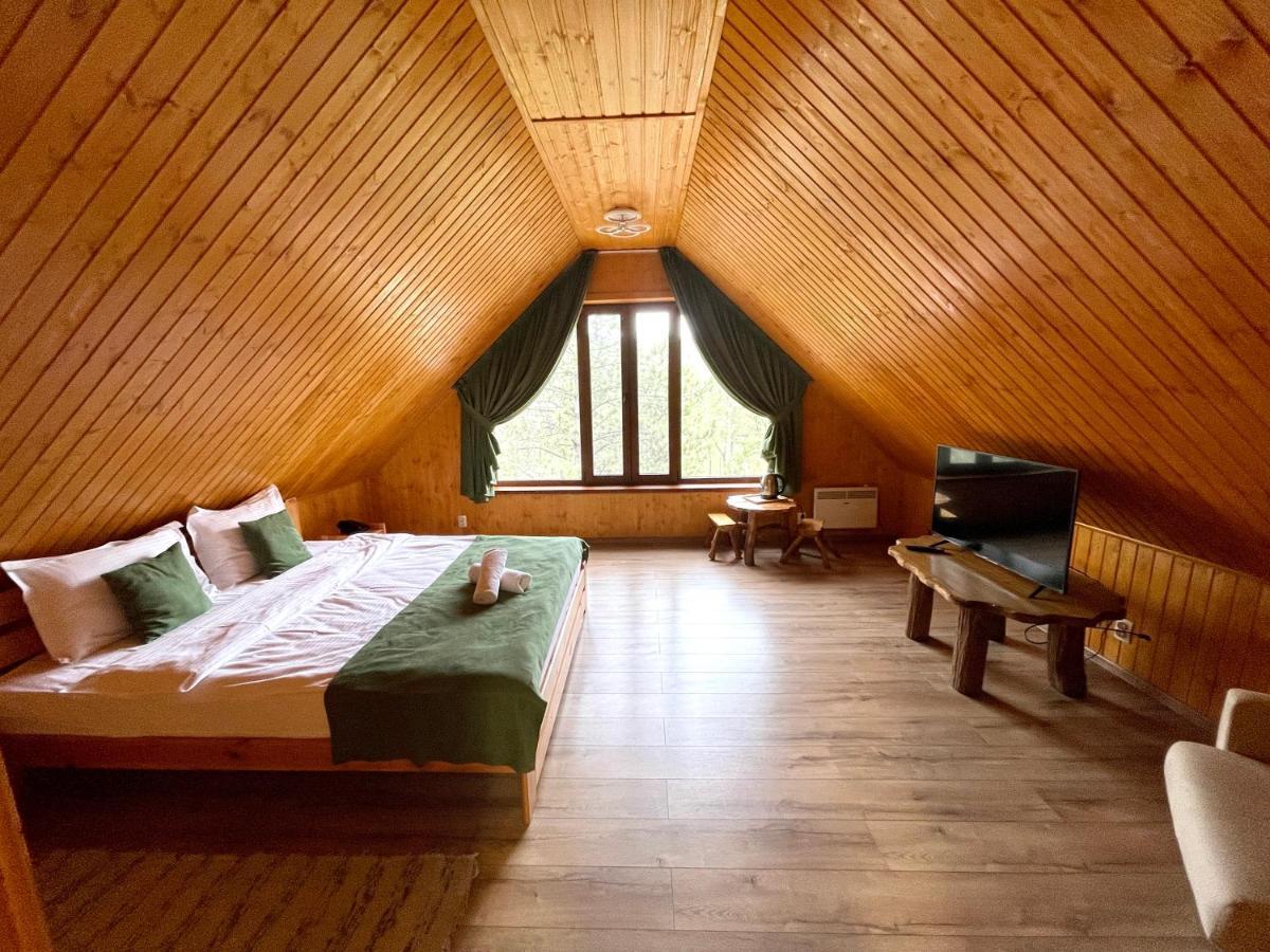 Sky Land Camping & Resort Cricova Dış mekan fotoğraf